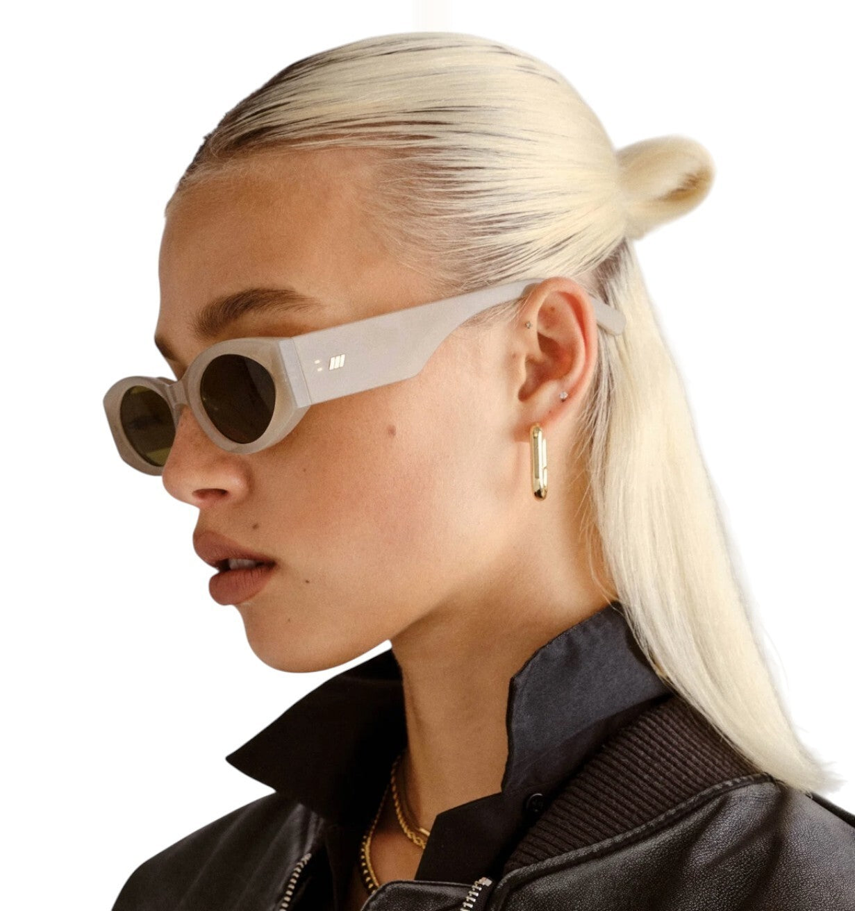 Le Specs Mermaiden Sunglasses | Small Oval, Beige/Oatmel Green Lenses, Acetate