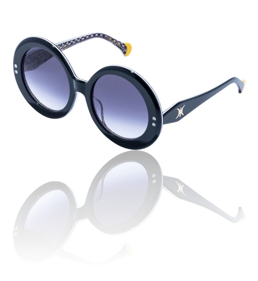 Camilla Editor In Chief Sunglasses | Black, Signature Print, Round, Oversized