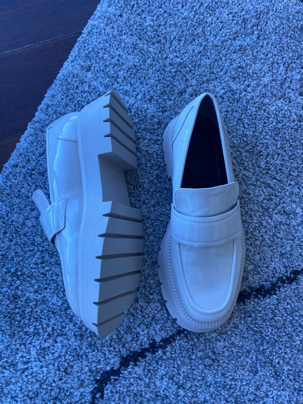 ZARA Faux Patent Loafers w/ Track Soles | Off White, Size 40, NEW