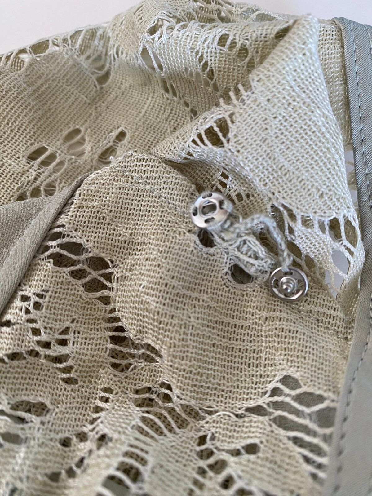 HANSEN & GRETEL Lace Midi Dress | Sz 1, Nude Slip, V-Neck, Party/Cocktail Dress