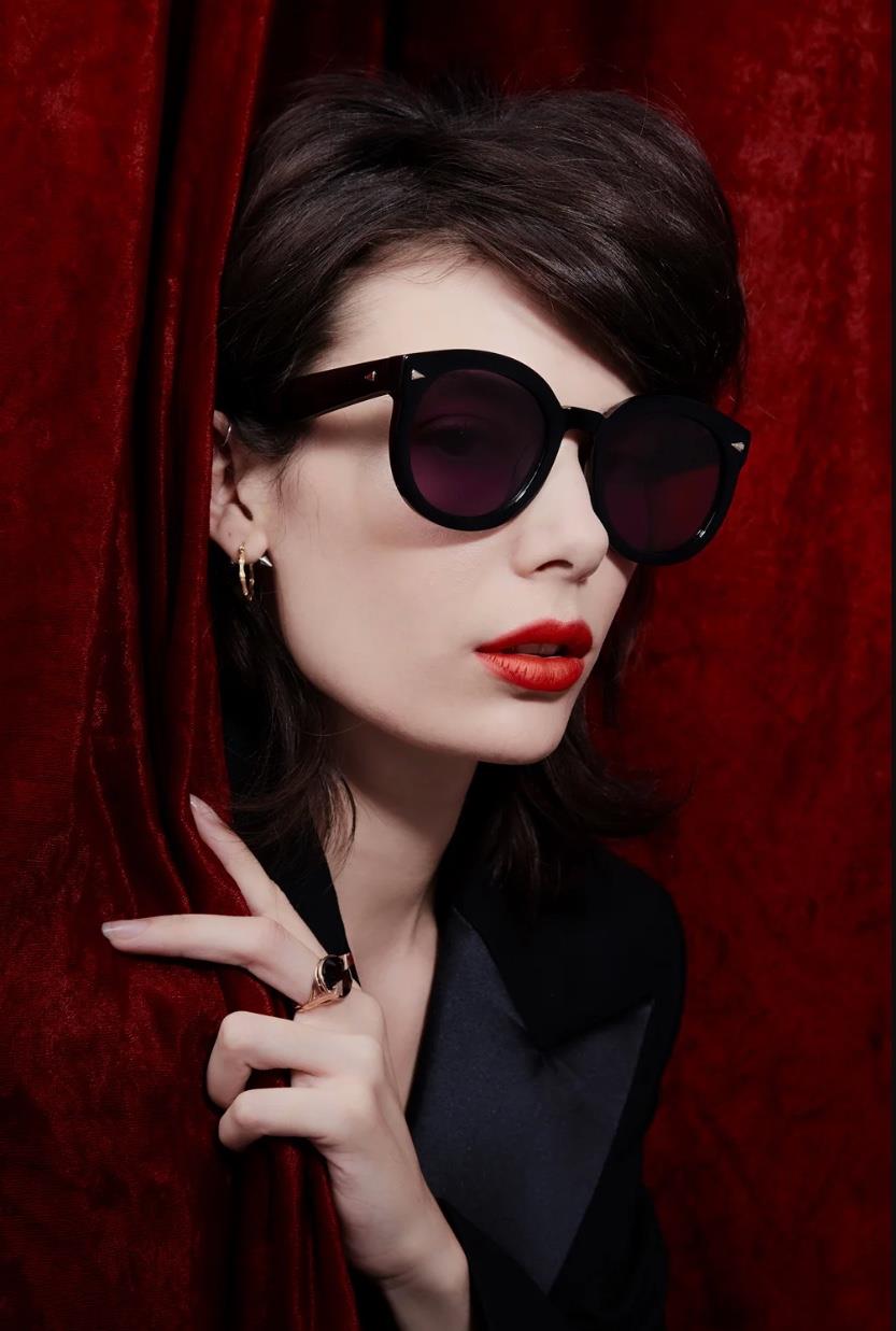 Karen Walker Super Duper Strength Sunglasses | Classic Black, Round, Oversized