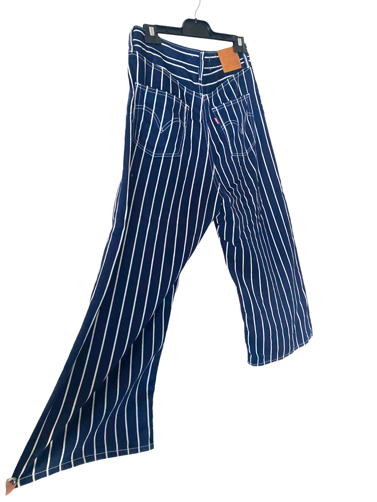 Levi's Ribcage Pleated Crop | Navy / White Stripe | High Waisted, Wide Leg Sz 28