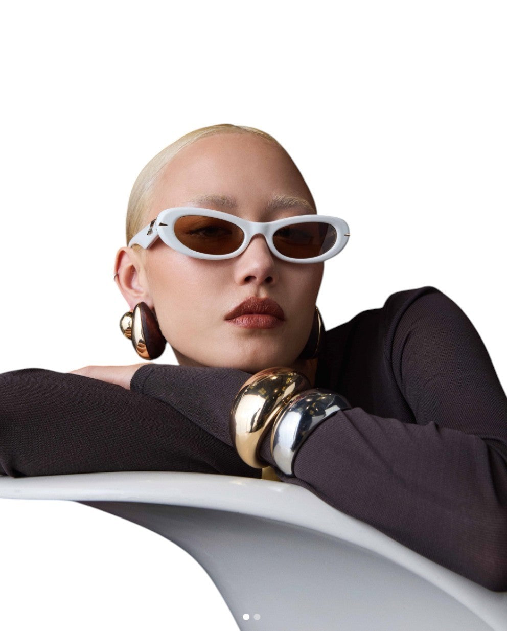 Le Specs LUXE Edition | Numero Uno, Ivory/White, Small/Oval, Tan Tint Lens