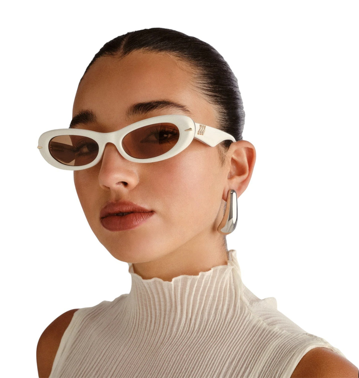 Le Specs LUXE Edition | Numero Uno, Ivory/White, Small/Oval, Tan Tint Lens