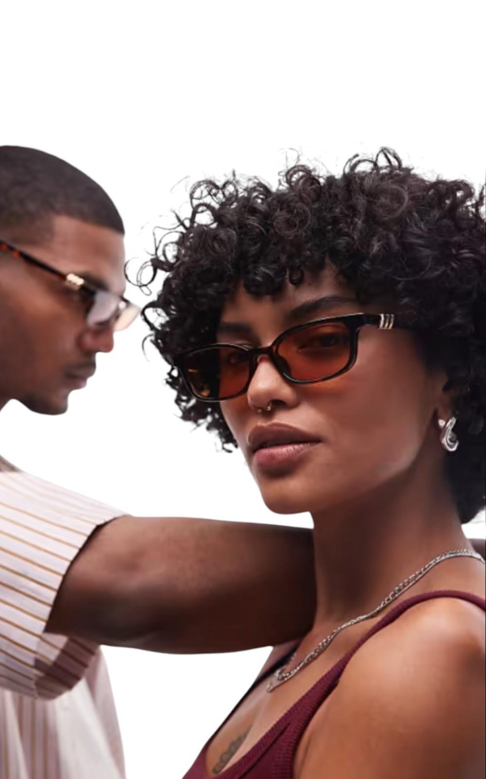 Le Specs Confidential Sunglasses | Dark Tortoise Shell, Small, D-Frame, Tan Lens