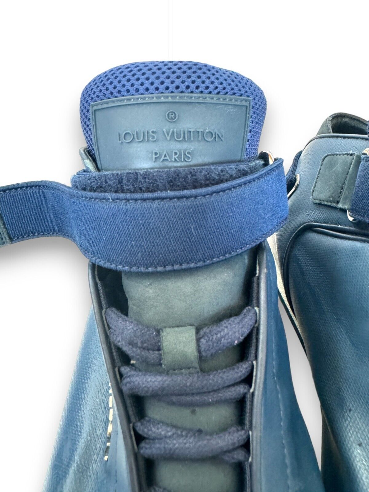 Louis Vuitton Mens trainers, Sneakers | Navy Leather, Size 7.5, Unisex, Valcro