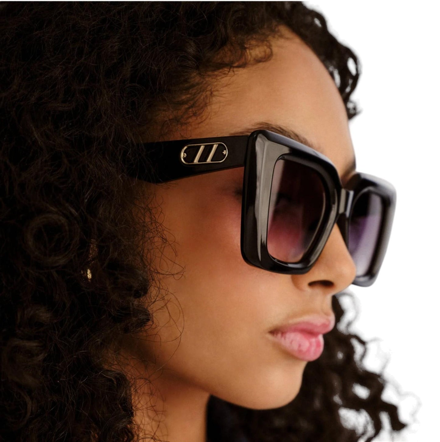 Le Specs Unimaginable Sunglasses | Cats Eye, Oversized, Black Acetate, Gradient