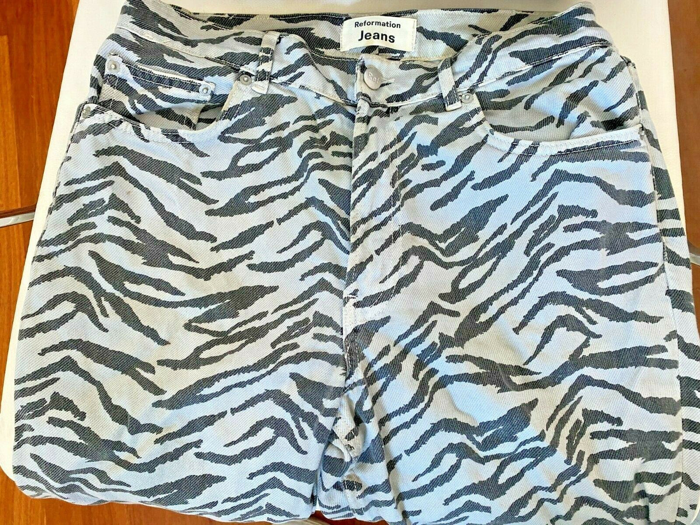 Reformation Julia Jeans size 28 in Zebra Print | Blue/ Black, High Waisted, Crop